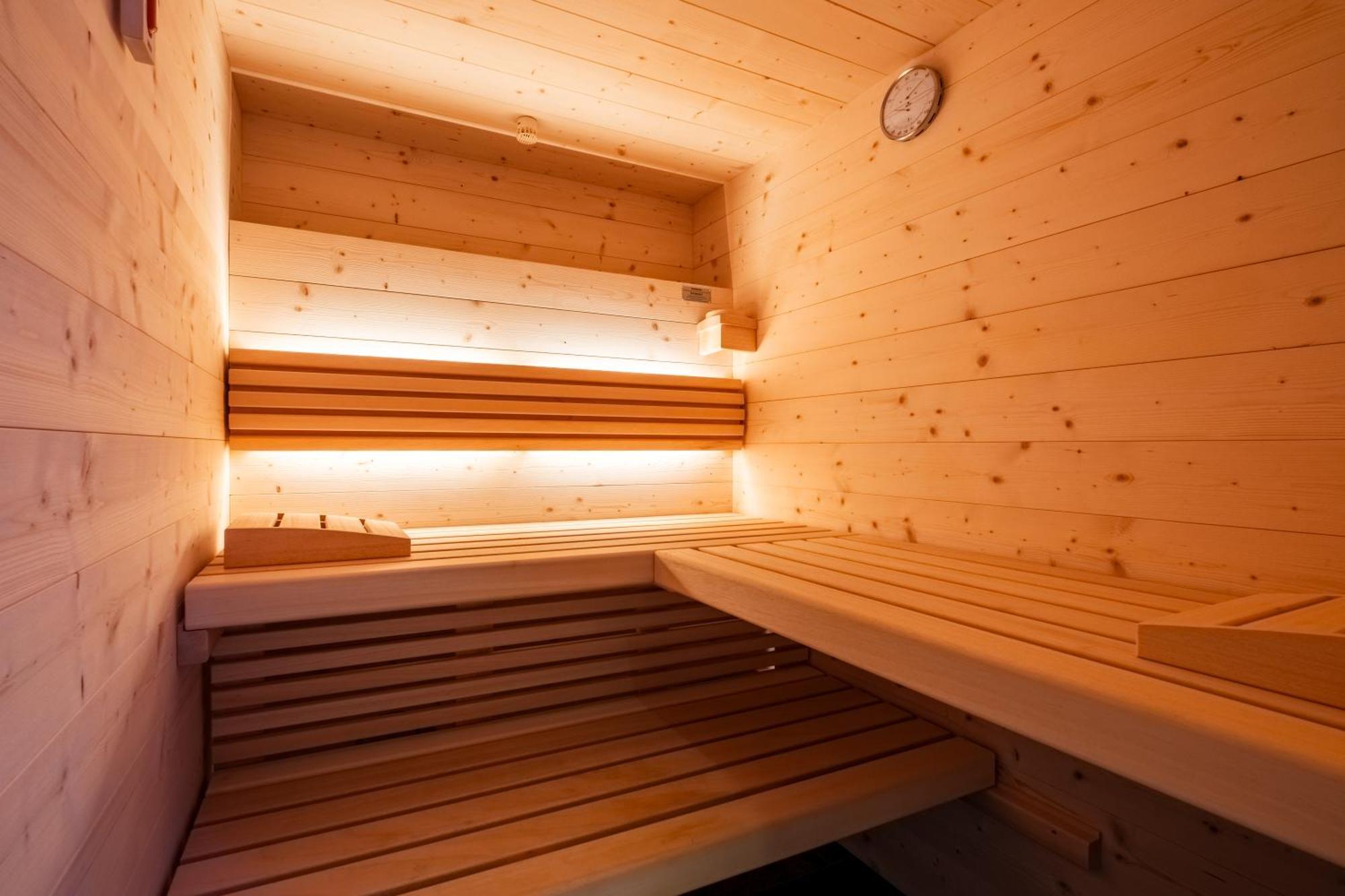 New Opening "Sissi Chalets" - Unique Luxury Hideaway With Mountain View & Sauna Mendola ภายนอก รูปภาพ