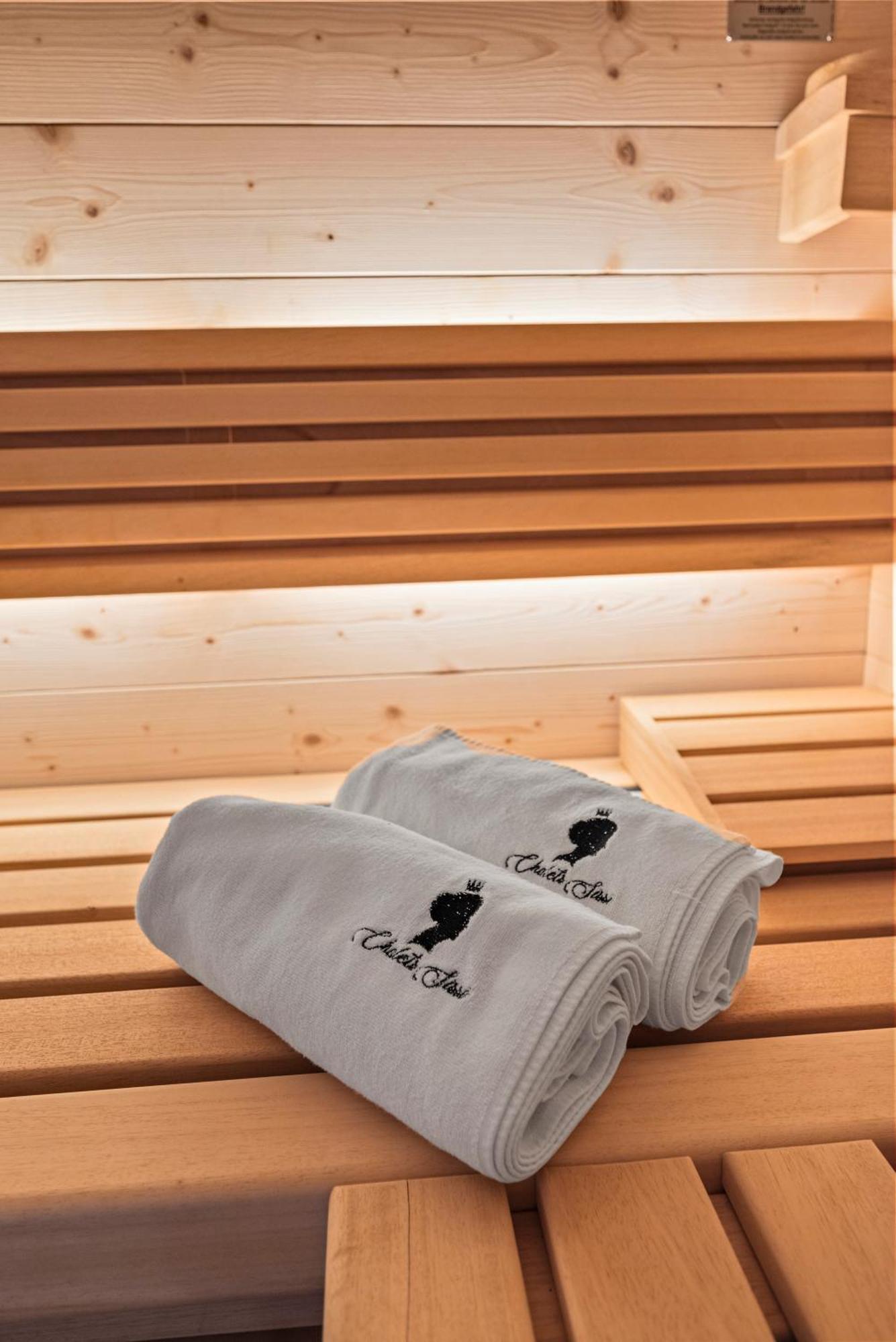 New Opening "Sissi Chalets" - Unique Luxury Hideaway With Mountain View & Sauna Mendola ภายนอก รูปภาพ
