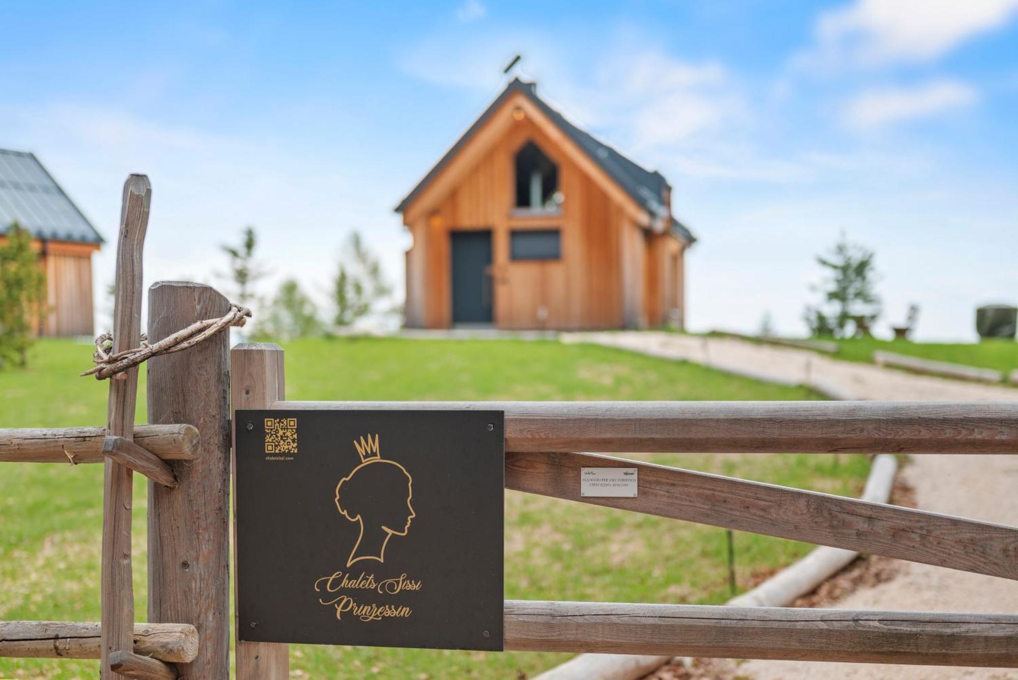New Opening "Sissi Chalets" - Unique Luxury Hideaway With Mountain View & Sauna Mendola ภายนอก รูปภาพ