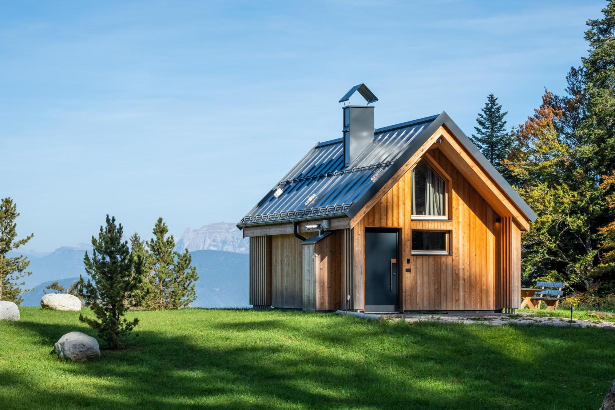 New Opening "Sissi Chalets" - Unique Luxury Hideaway With Mountain View & Sauna Mendola ภายนอก รูปภาพ