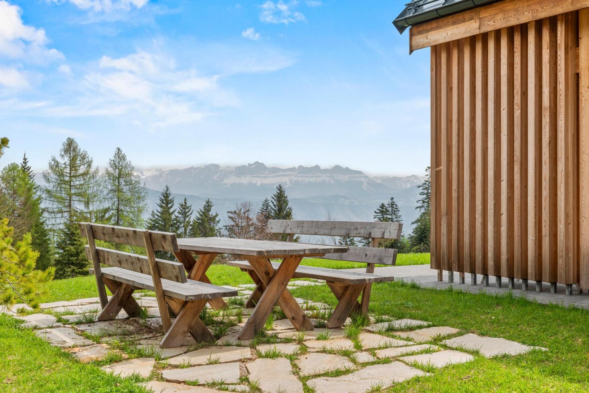 New Opening "Sissi Chalets" - Unique Luxury Hideaway With Mountain View & Sauna Mendola ภายนอก รูปภาพ