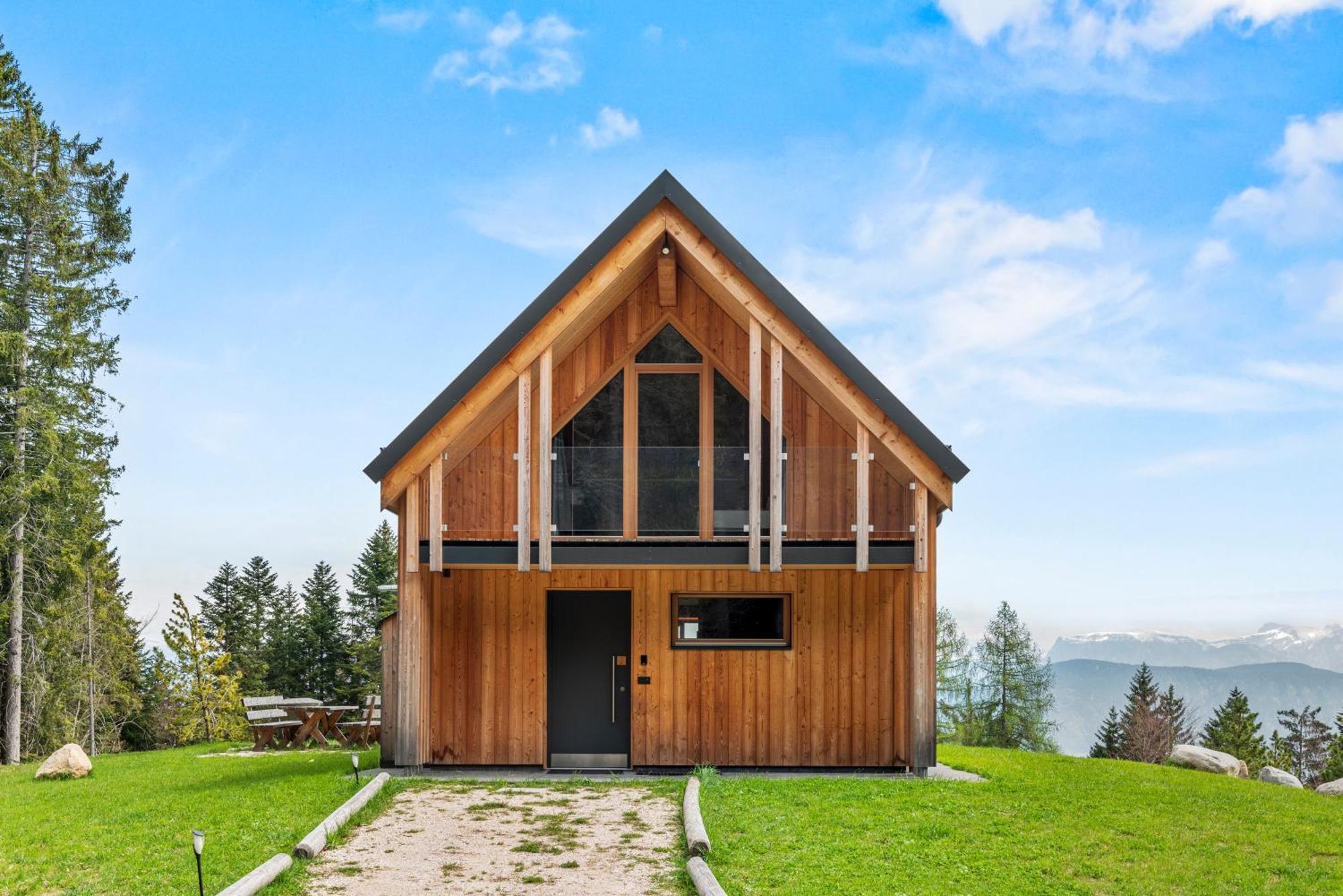 New Opening "Sissi Chalets" - Unique Luxury Hideaway With Mountain View & Sauna Mendola ภายนอก รูปภาพ