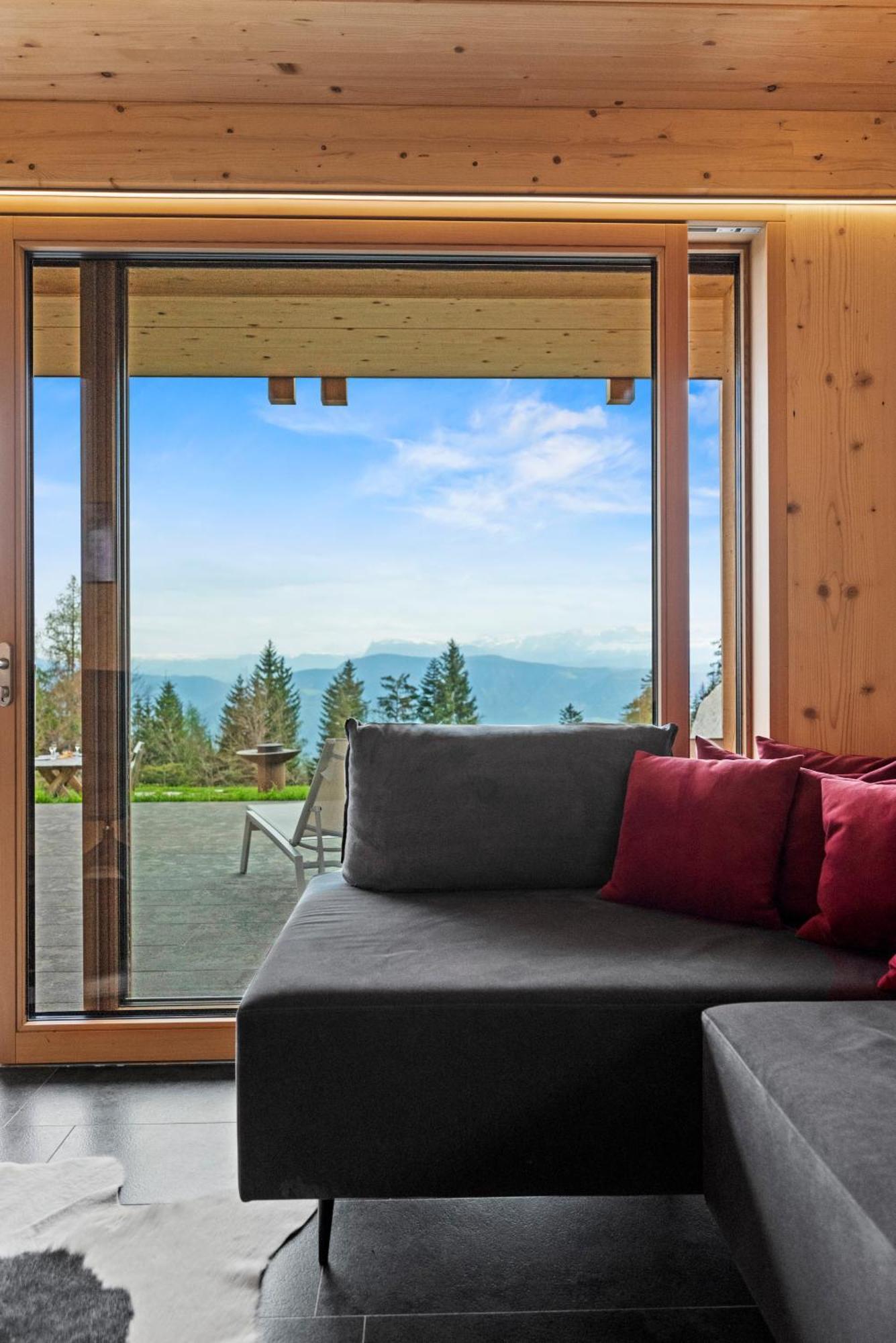 New Opening "Sissi Chalets" - Unique Luxury Hideaway With Mountain View & Sauna Mendola ภายนอก รูปภาพ