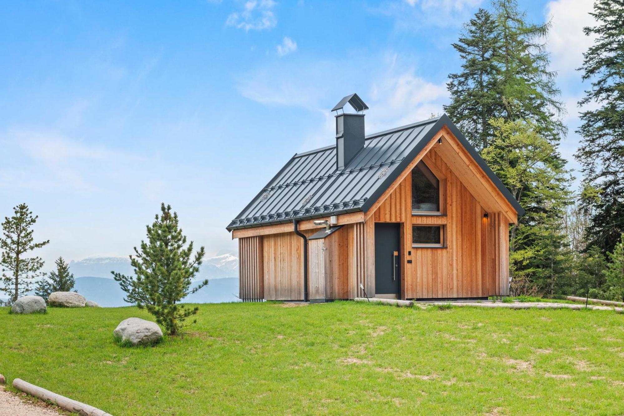 New Opening "Sissi Chalets" - Unique Luxury Hideaway With Mountain View & Sauna Mendola ภายนอก รูปภาพ