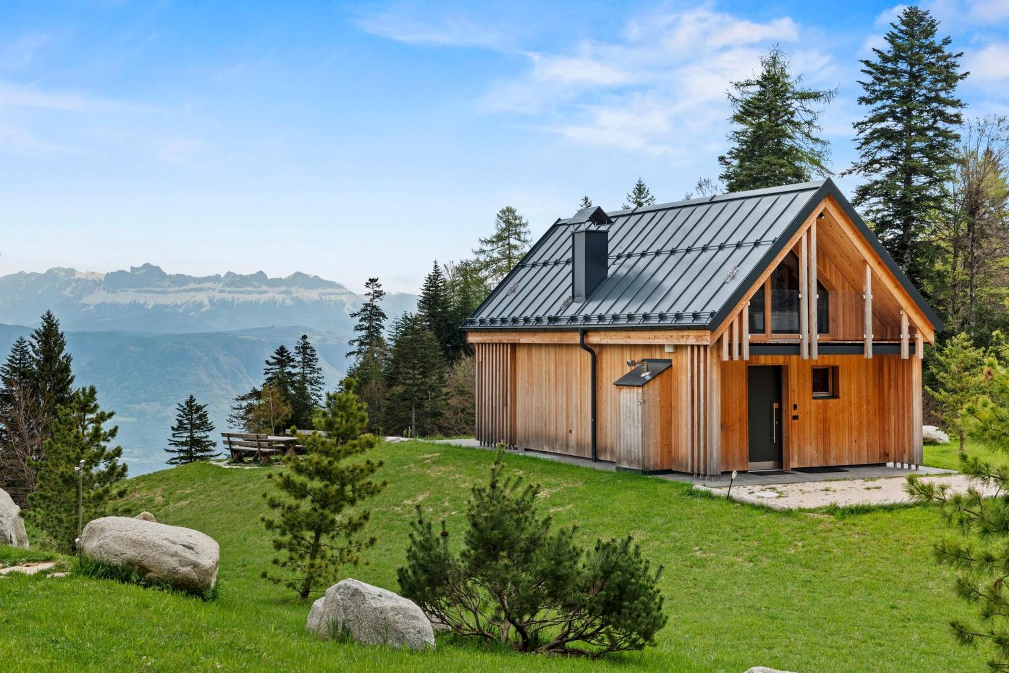 New Opening "Sissi Chalets" - Unique Luxury Hideaway With Mountain View & Sauna Mendola ภายนอก รูปภาพ